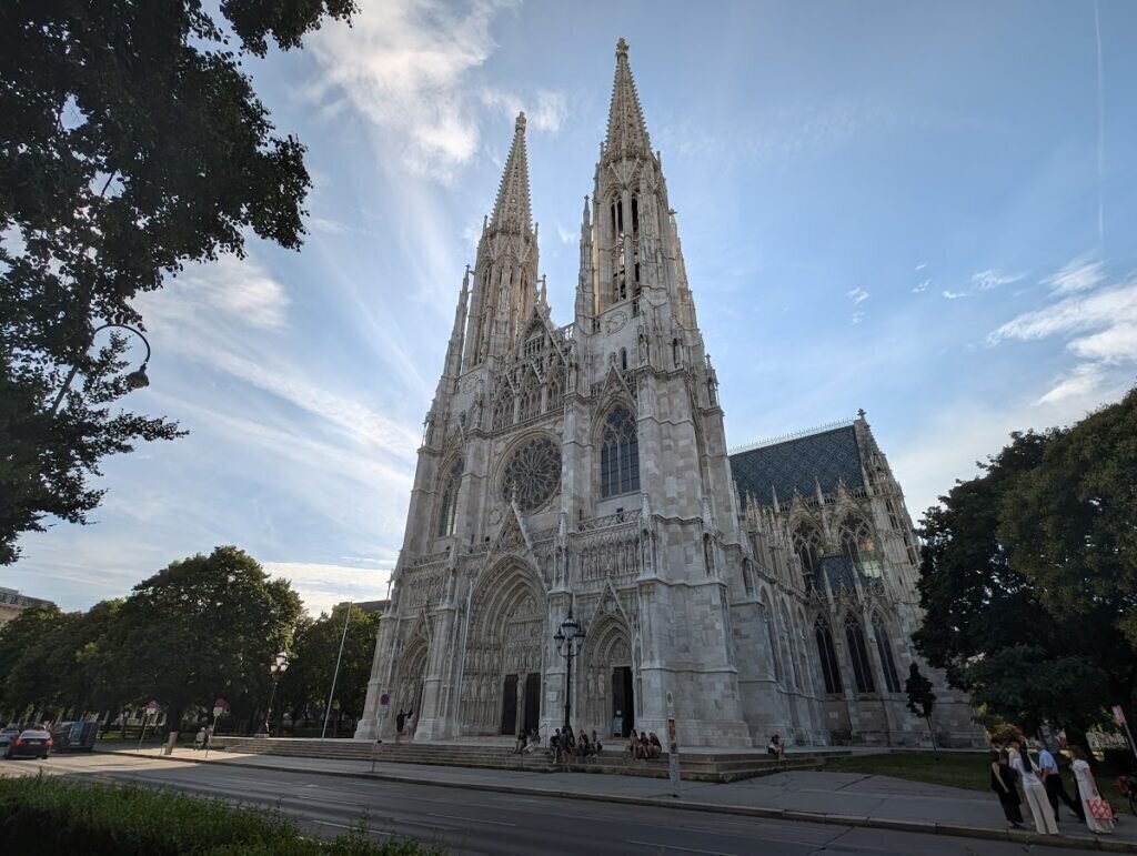 【歐洲跨國旅遊規劃】| 第一次自助必看：從捷克、奧地利、德國、匈牙利與斯洛伐克的5國14天規劃攻略