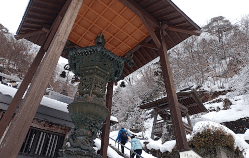 【日本東北冬季自由行】|行程天數建議&十大雪景和溫泉，交通氣溫總整理