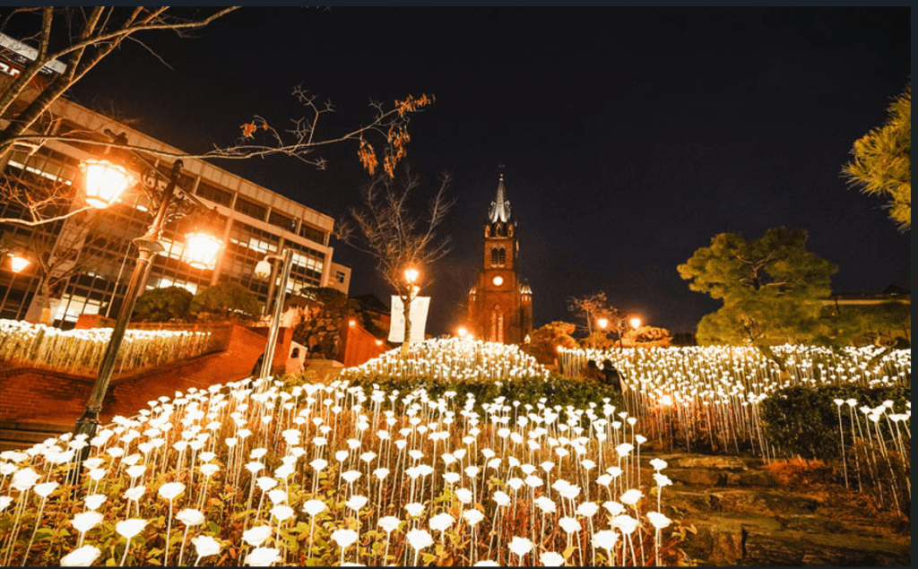 【2025首爾聖誕攻略】| 6大景點：最佳下雪時間點、市集、交通、開幕時間總整理