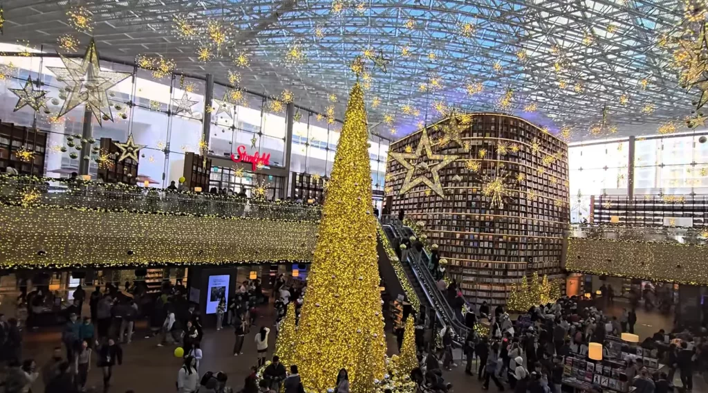 【2025首爾聖誕攻略】| 6大景點：最佳下雪時間點、市集、交通、開幕時間總整理