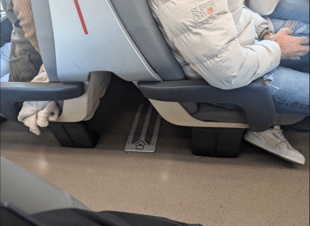 行李置放空間