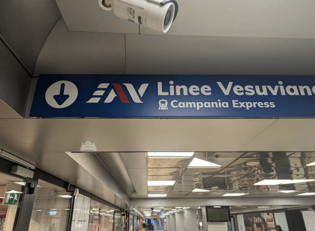 【2025龐貝交通攻略】|圖解火車如何搭：票價/買票/搭車/月台，現場門票整理懶人包