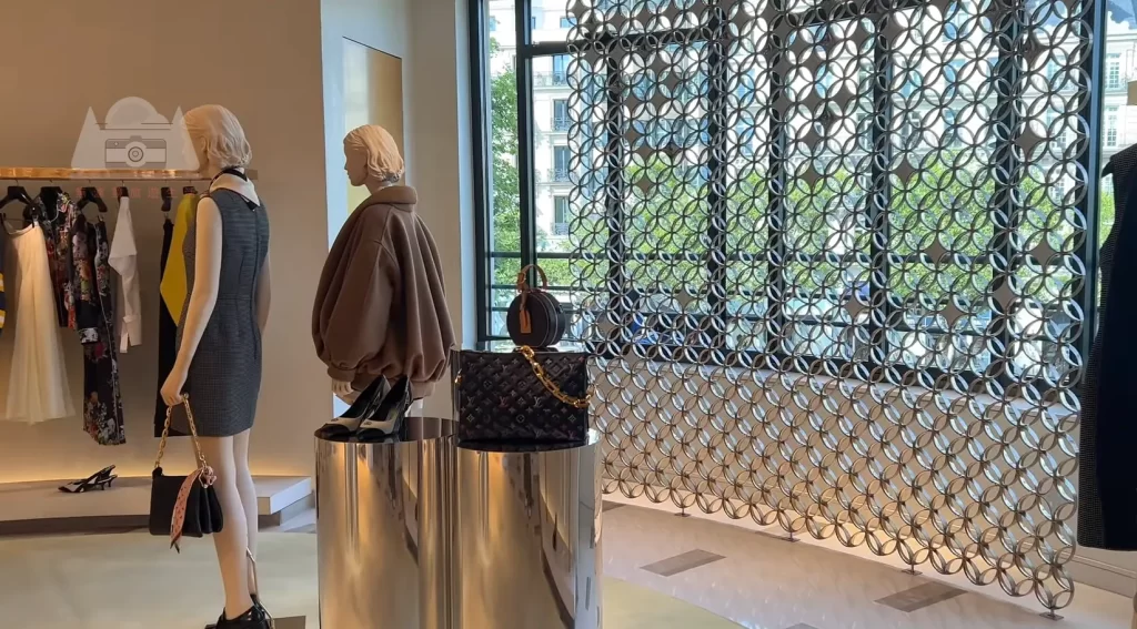 【2025全球LV比價&退稅】|買最便宜LV：法國、義大利與匈牙利，直接算給你看！。