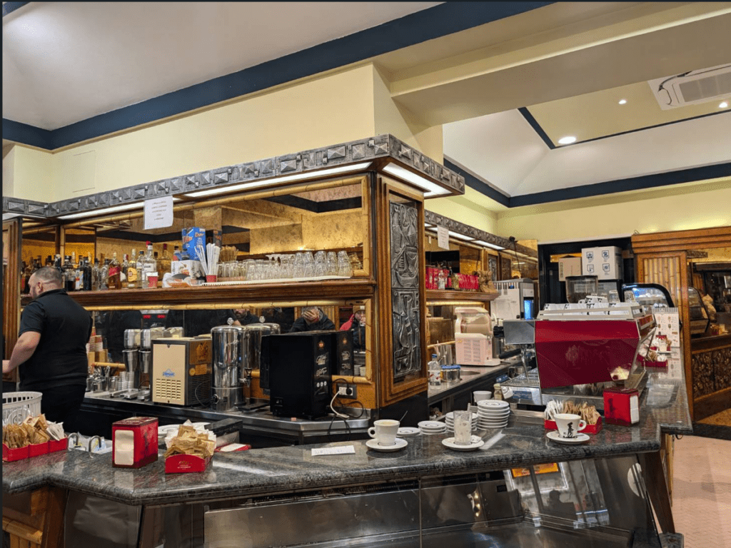 【2025羅馬金杯咖啡】|玻璃心別來：點餐3步驟，在萬神殿旁喝最棒咖啡！