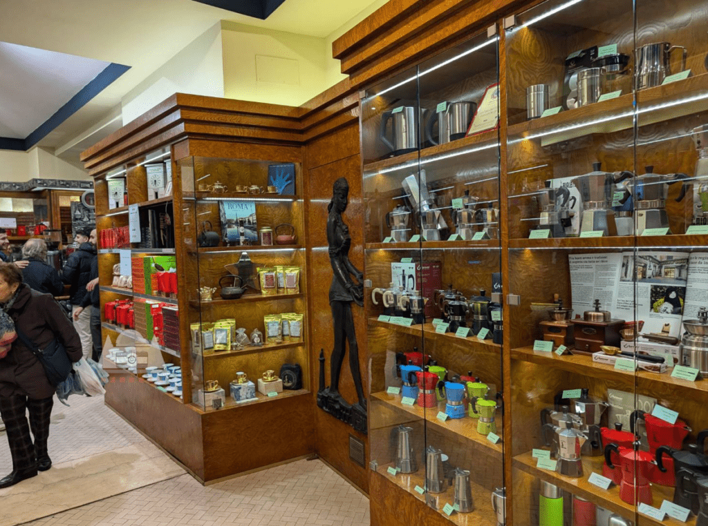 【2025羅馬金杯咖啡】|玻璃心別來：點餐3步驟，在萬神殿旁喝最棒咖啡！