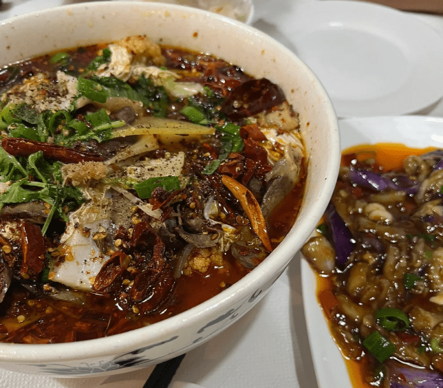 【2025佛羅倫斯美食】|3家中餐廳：重酸重辣重口味，吃好幾天也不膩！