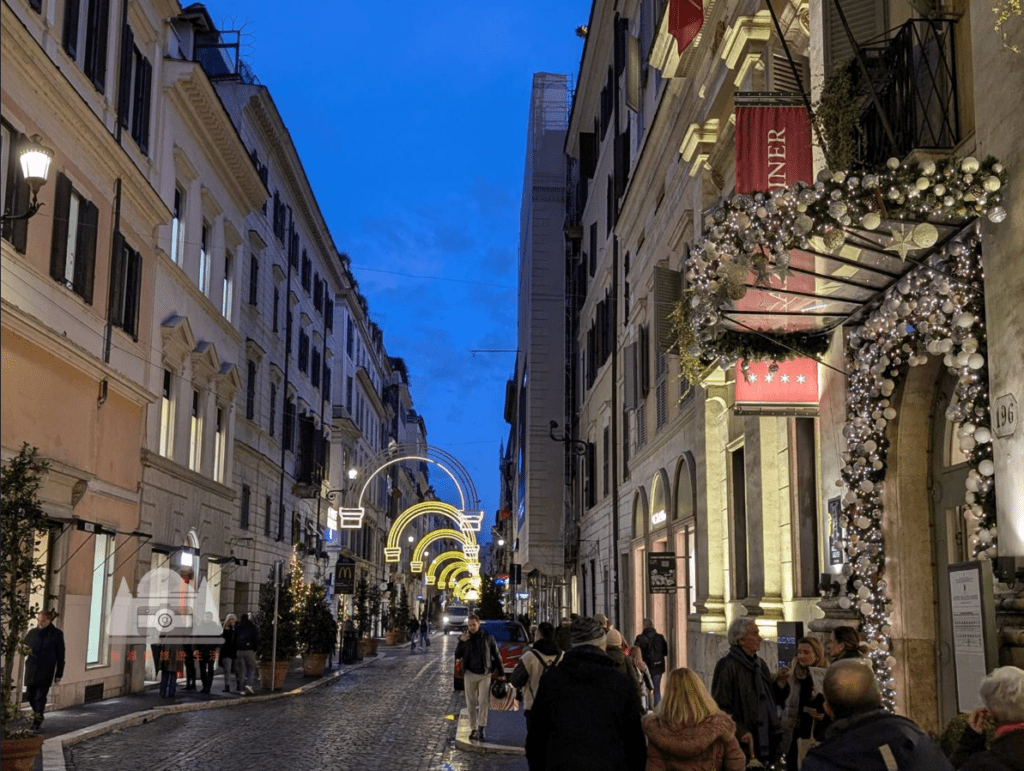 【2025羅馬西班牙廣場攻略】|精品地圖：買完精品，看西班牙階梯、破船噴泉