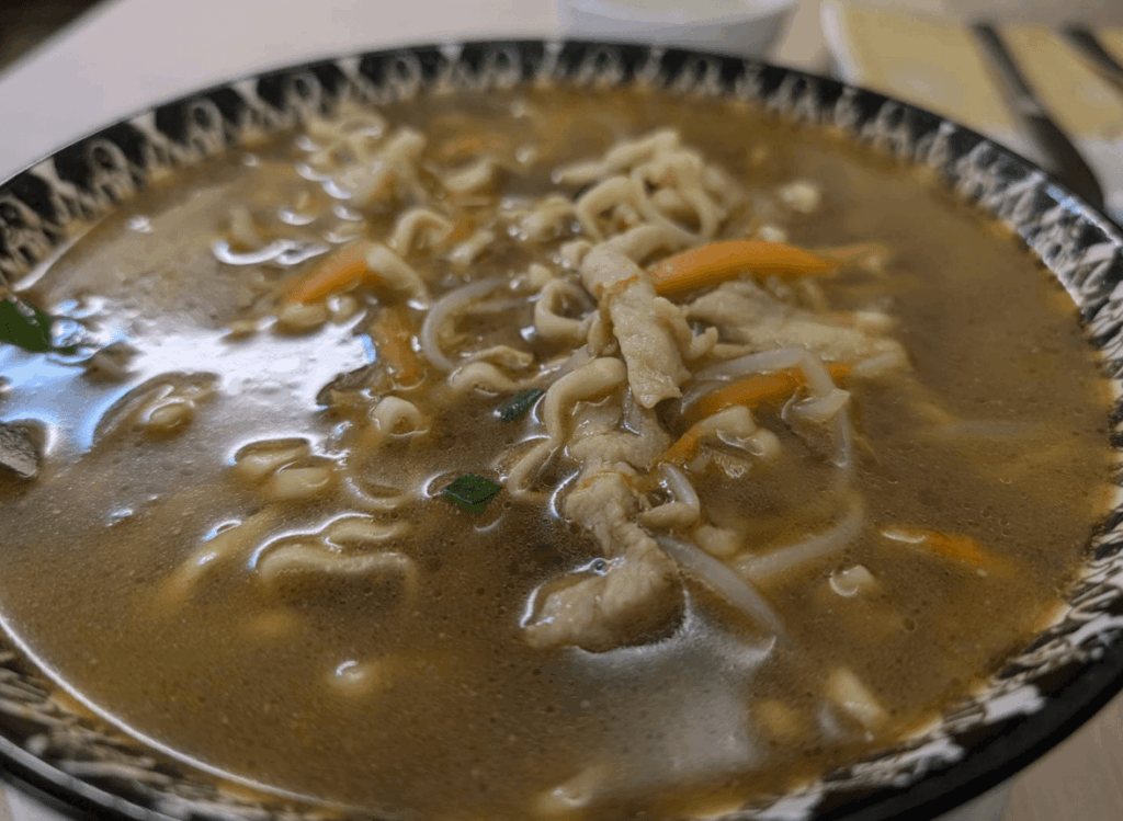 【羅馬車站美食】| 亞洲餐廳：CP值超高亞洲菜，整套吃下來不到13元