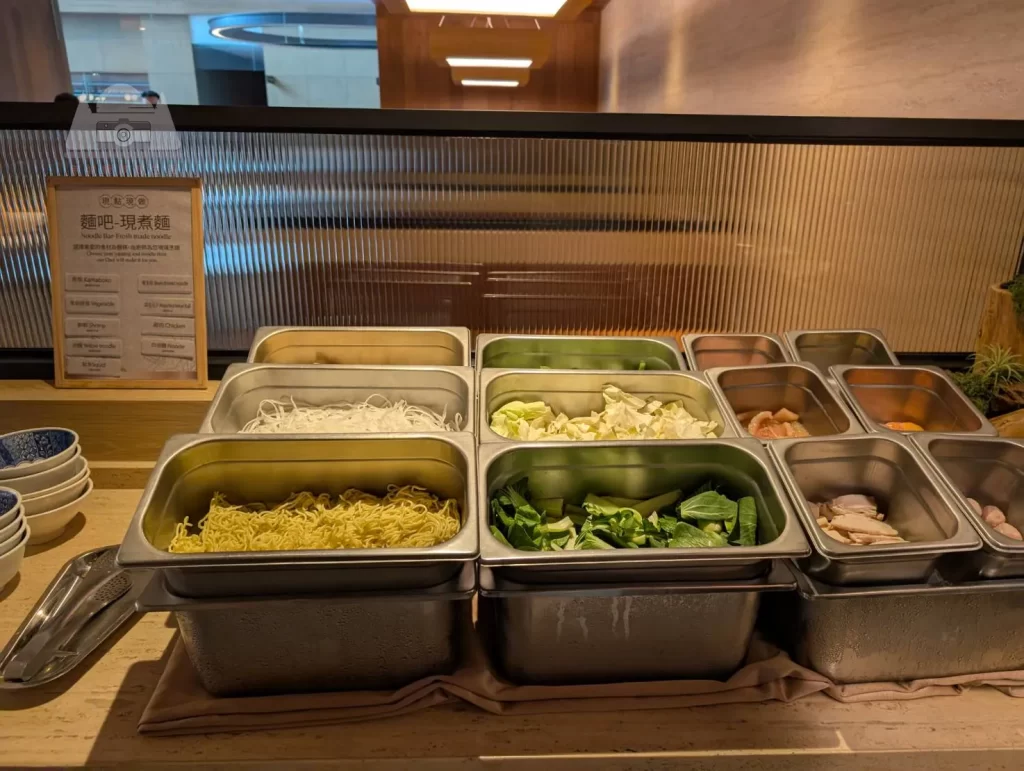 【2025桃園喜來登誠實開箱】|行政酒廊超推：房間舒適但公設不要期待