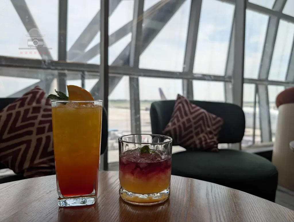 【曼谷機場最棒貴賓室】|  Coral Finest Business Class Lounge：免費按摩和調酒喝到飽，超級值得！